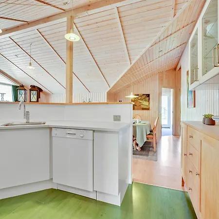 Landuin - 230m From The Sea By Interhome Casa de Férias